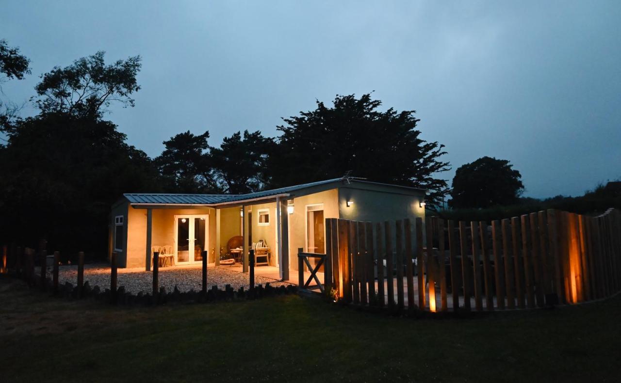 The Stables Hideaway Villa Llanelli Eksteriør bilde